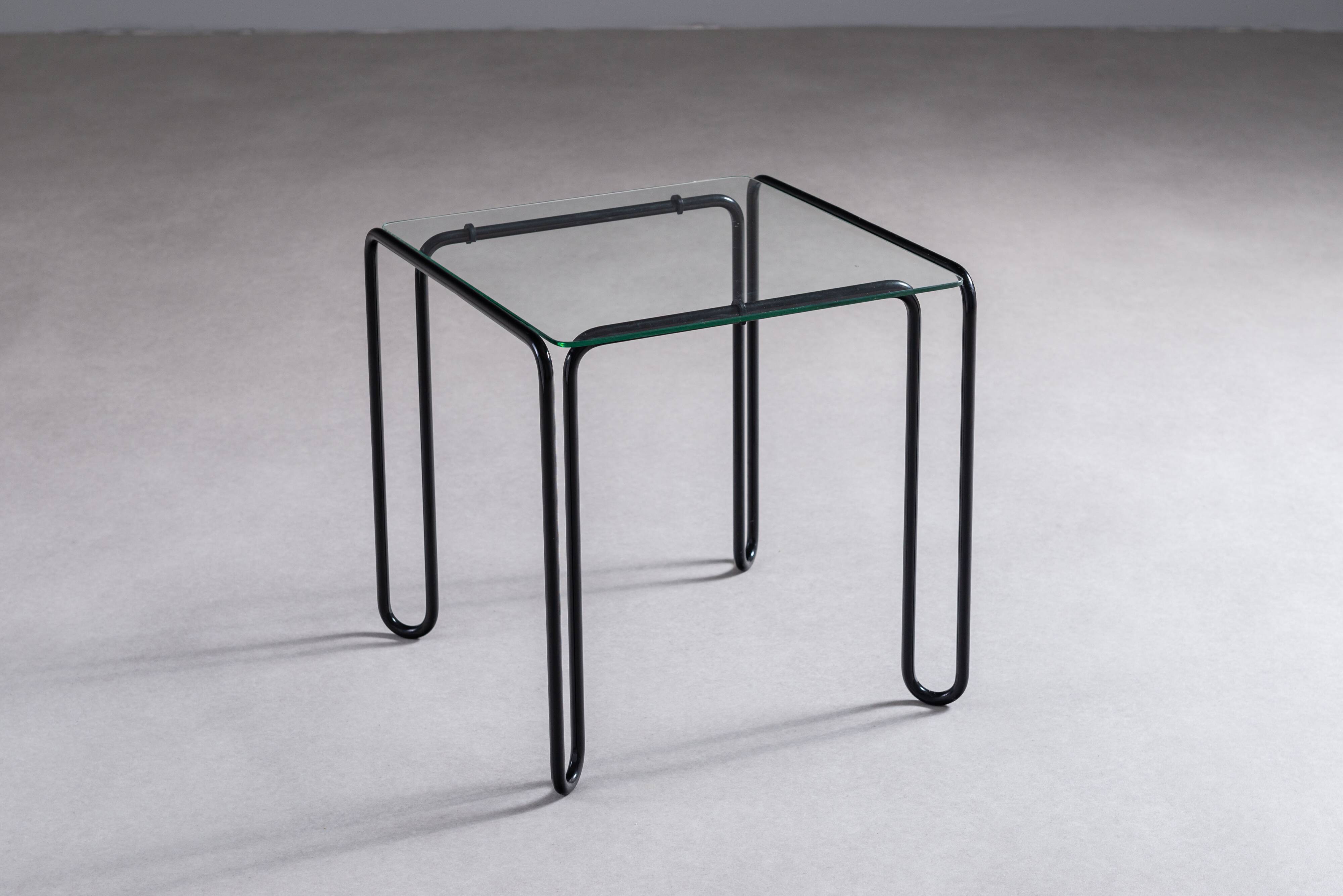Minimalistic wireframe sidetable with glass top