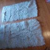 Tapis a poils longs pure laine blanc , vintage
