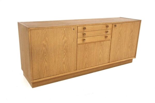 Enfilade scandinave en chêne, Suède, 1960