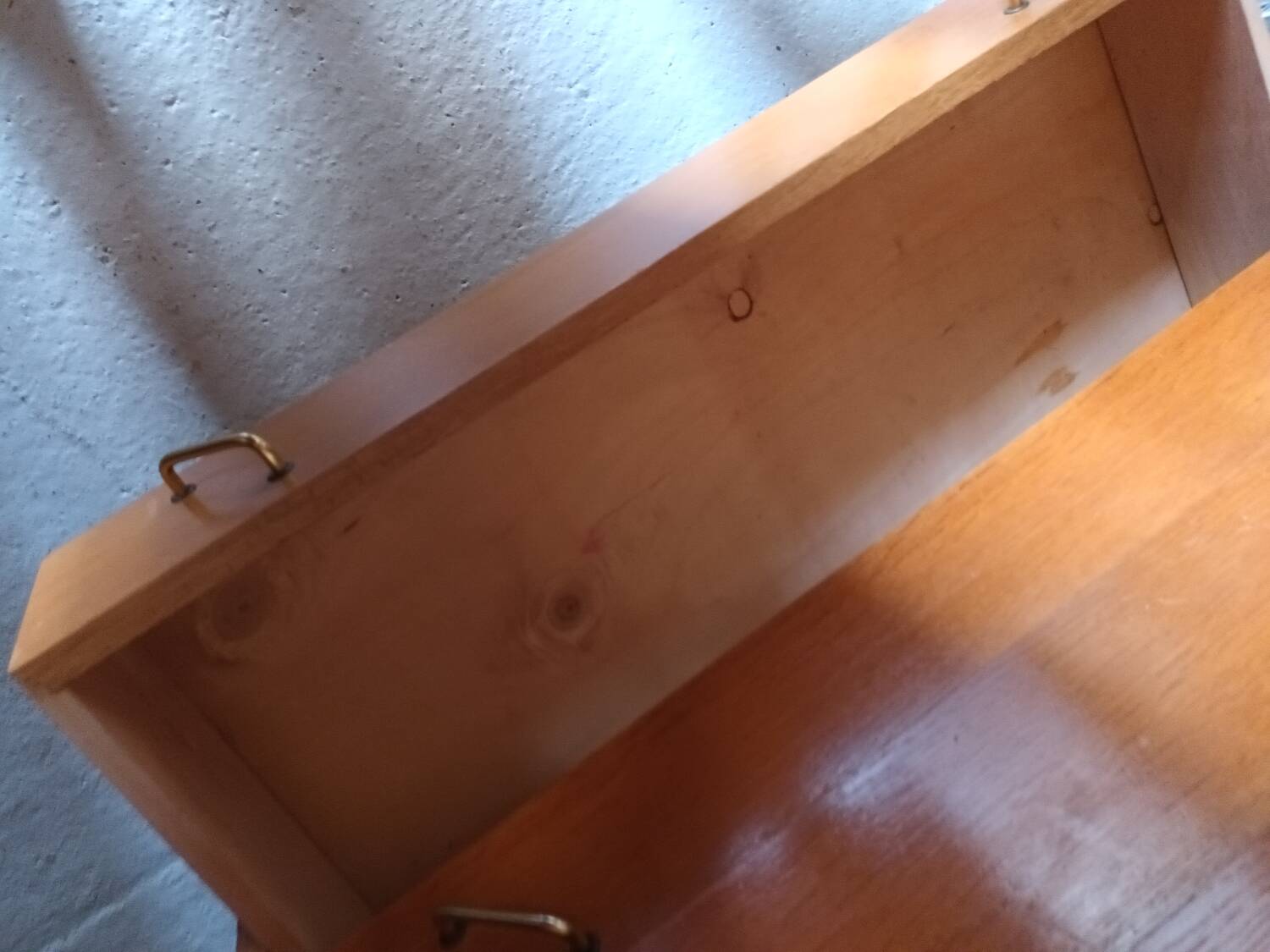 Vintage chest of drawers