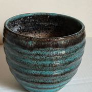Ceramic planter with speckled enamel gadroons from the 1940s