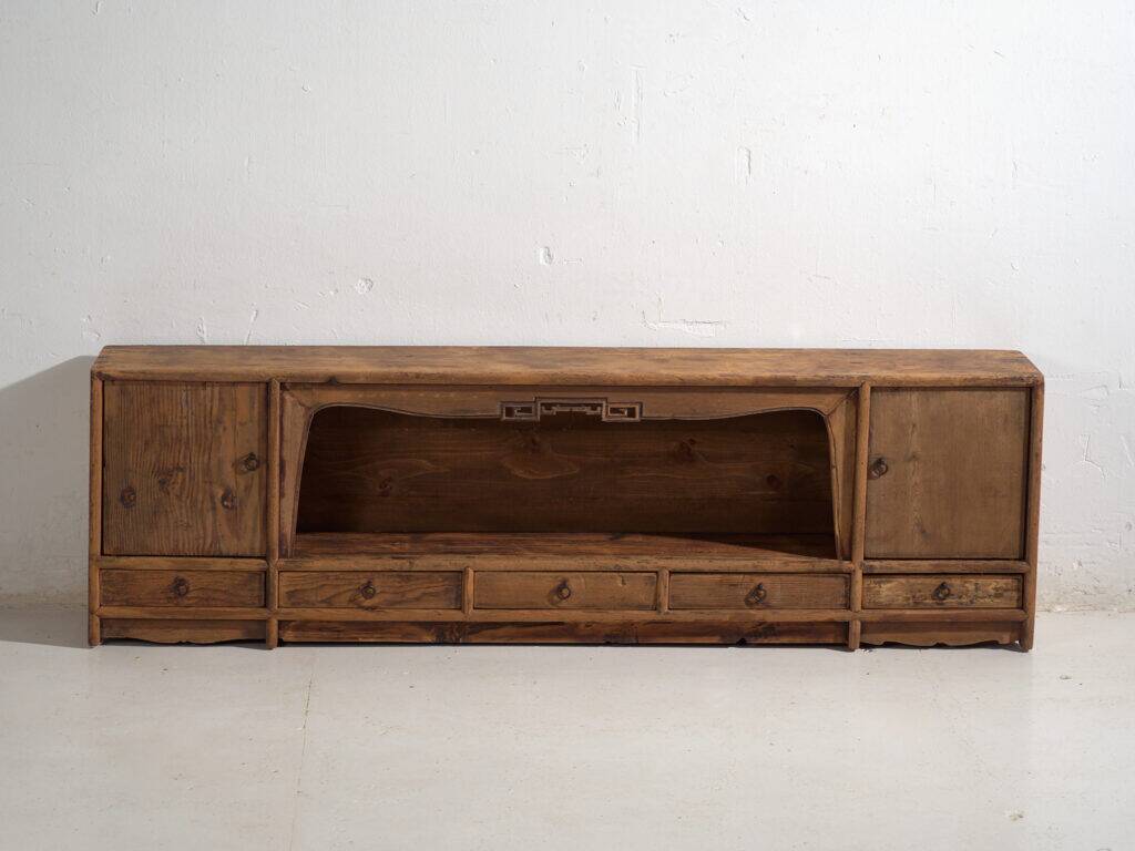 Old pine wood buffet – China, circa 1930