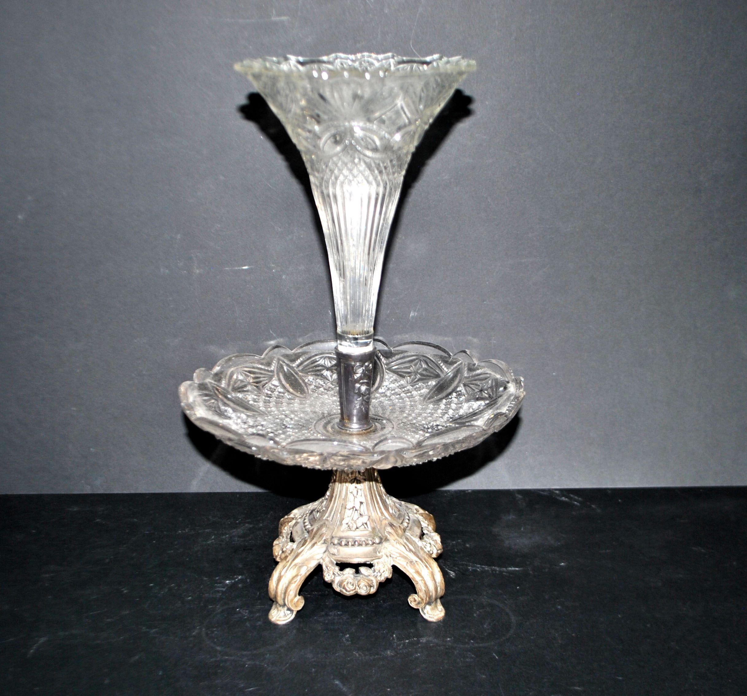 Romantic centrepiece – tulip-shaped glass vase with silver-plated metal from 1900