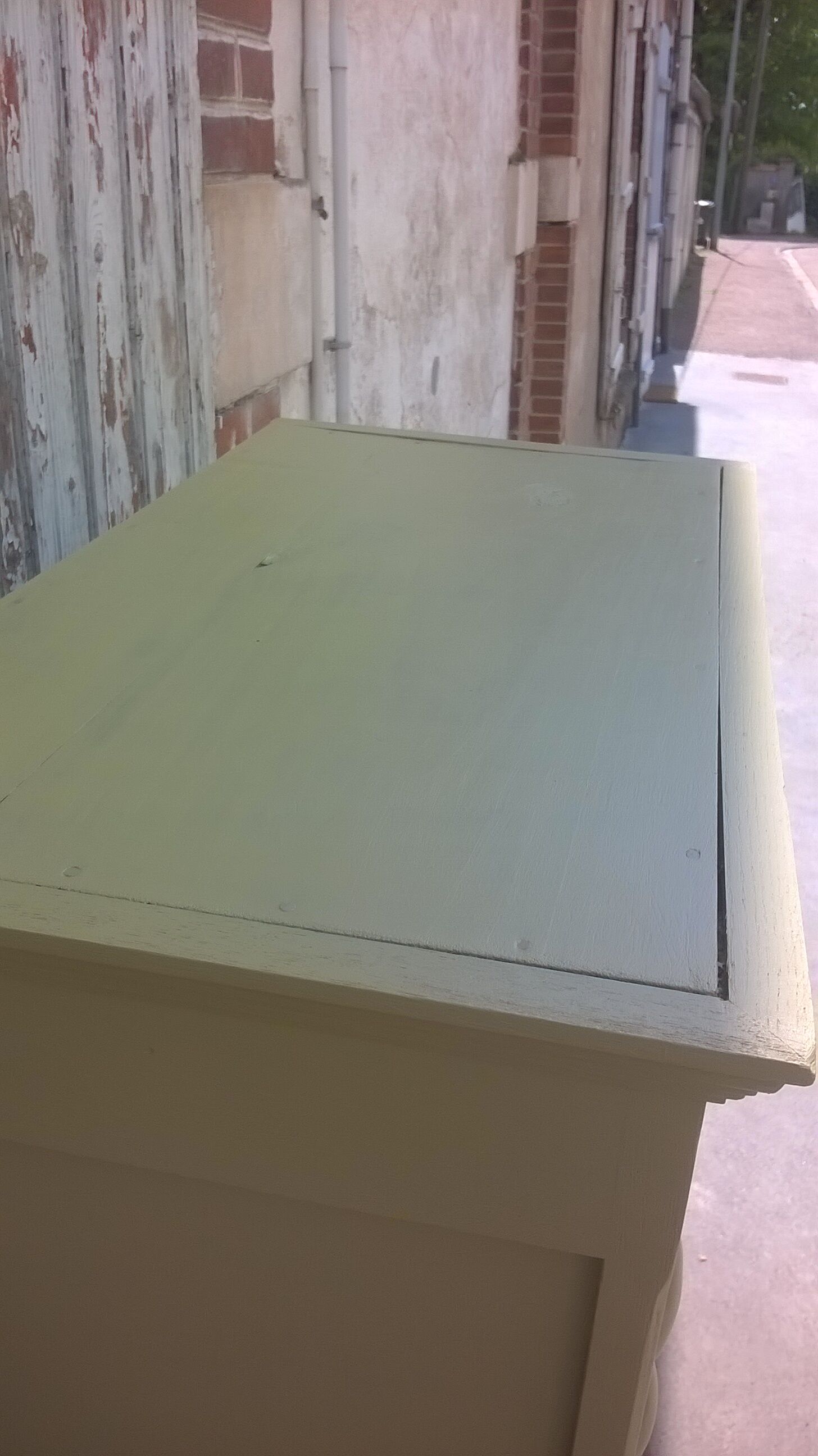 Parisian showcase cabinet 1930