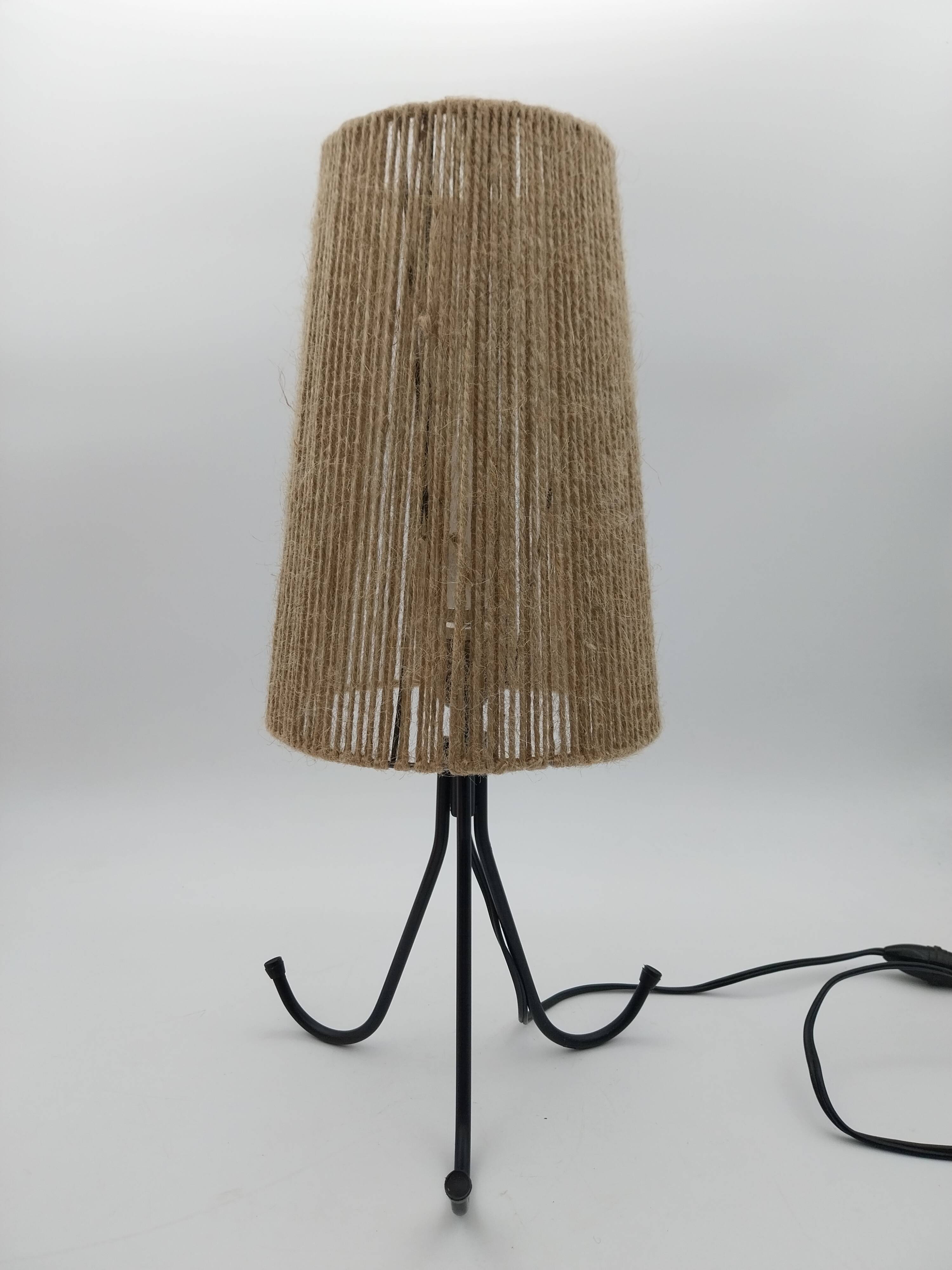 Vintage tripod lamp with rope shade