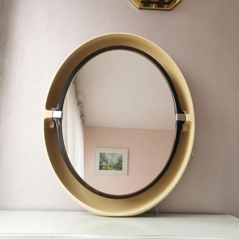 Vintage oval mirror with Allibert 1970 light
