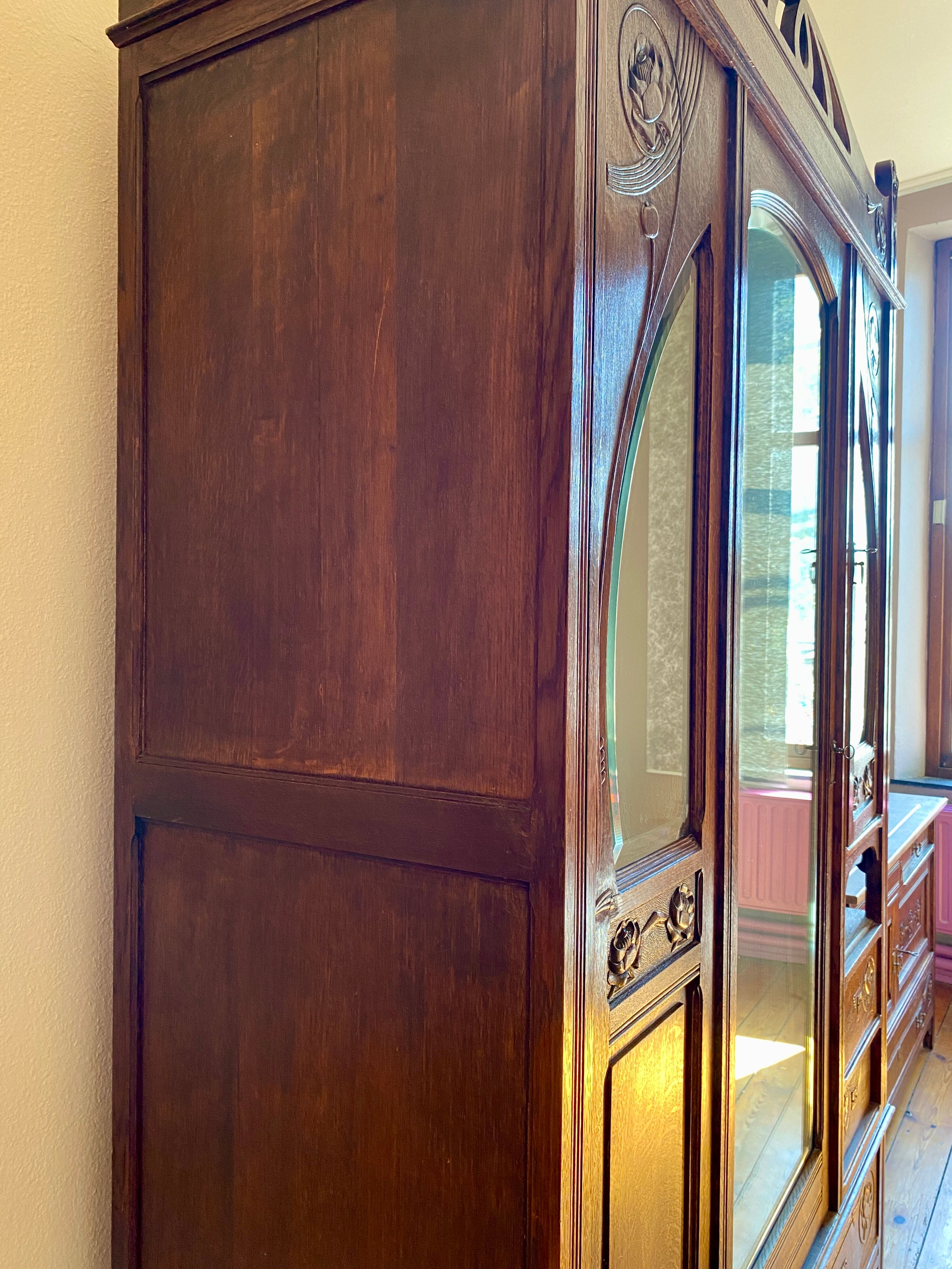 Armoire, lingère, penderie art nouveau/art déco