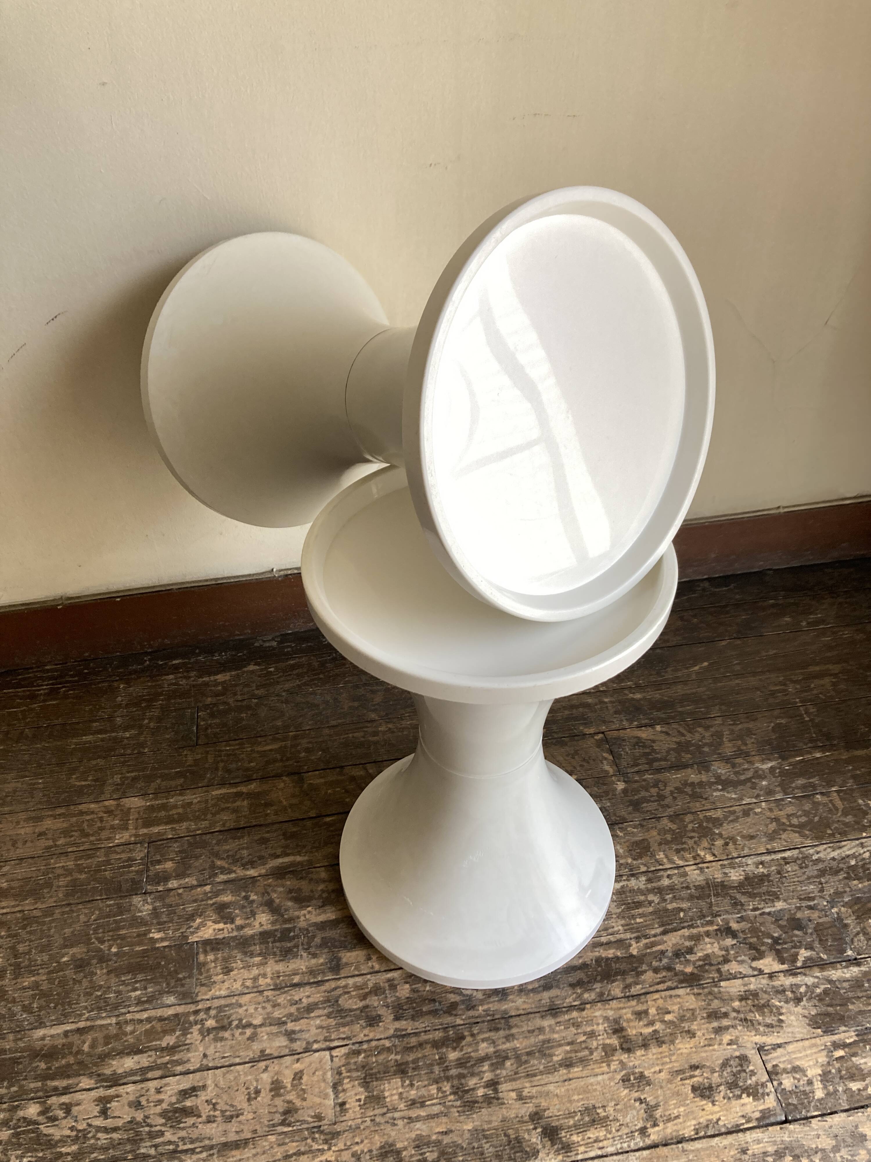 Pair of bedside tables 1970 Space Age in white ABS