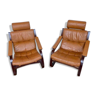 Paire de fauteuils scandinave en cuir cognac Ake Fribyter Nelo