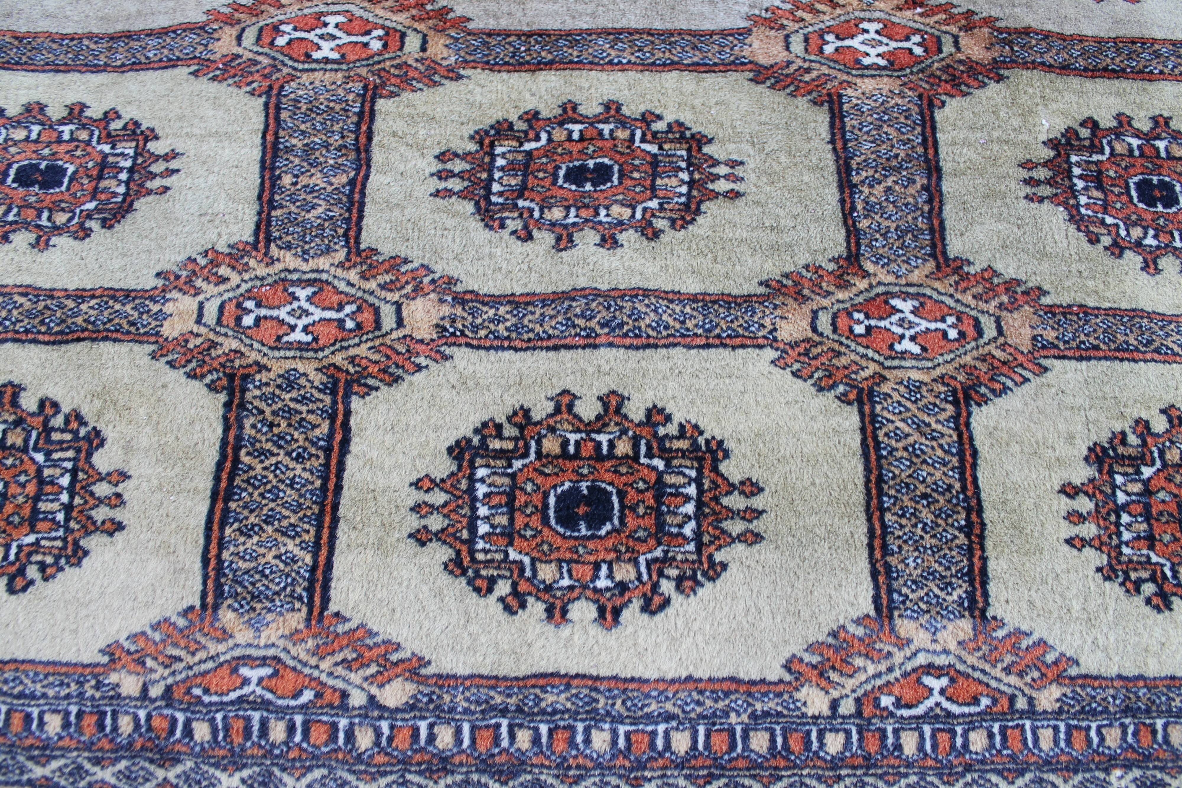Tapis oriental 300 x 186cm