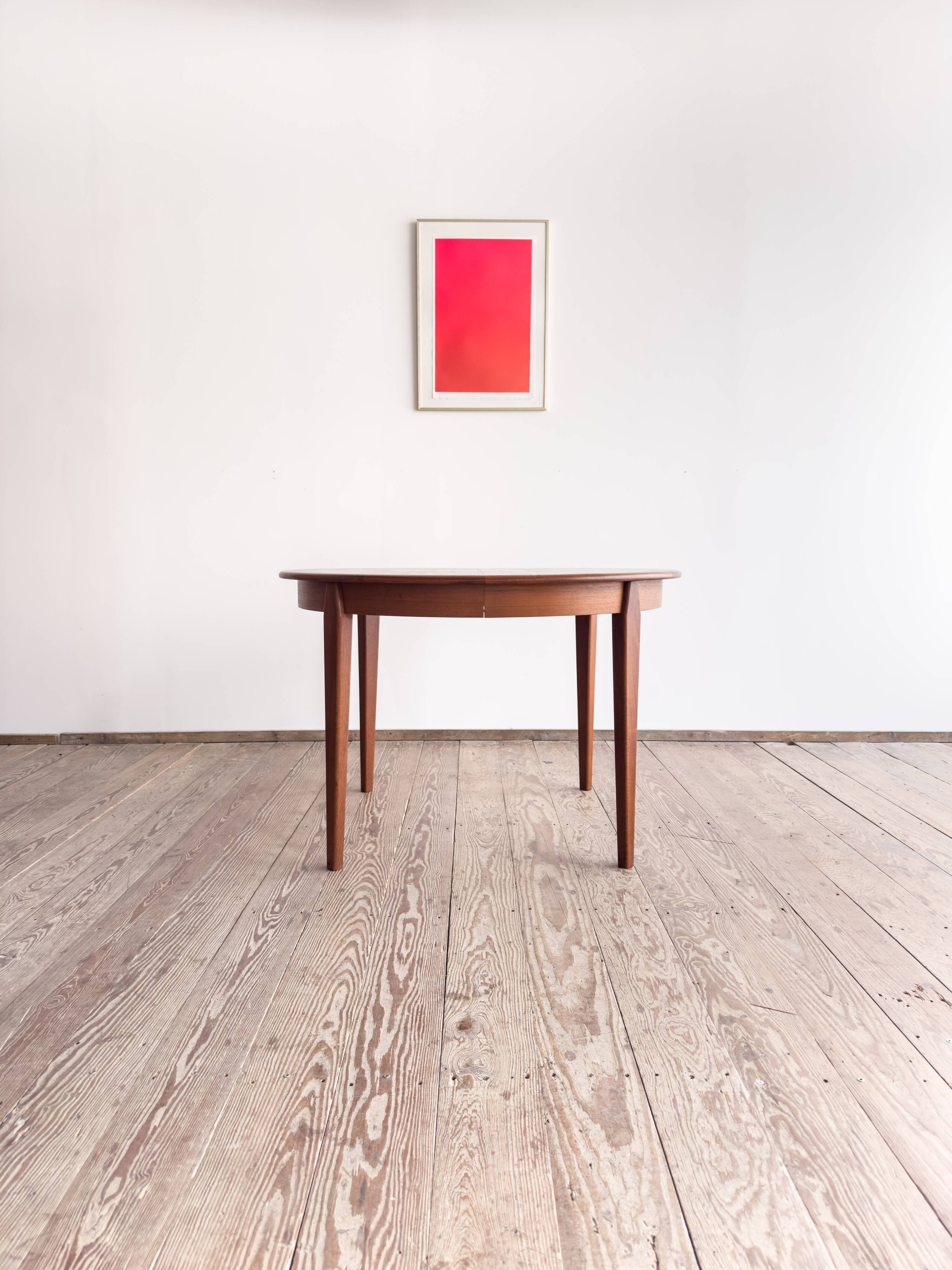 Danish table by Sighs & Sons in extendable teak, Mid Century, 1960.