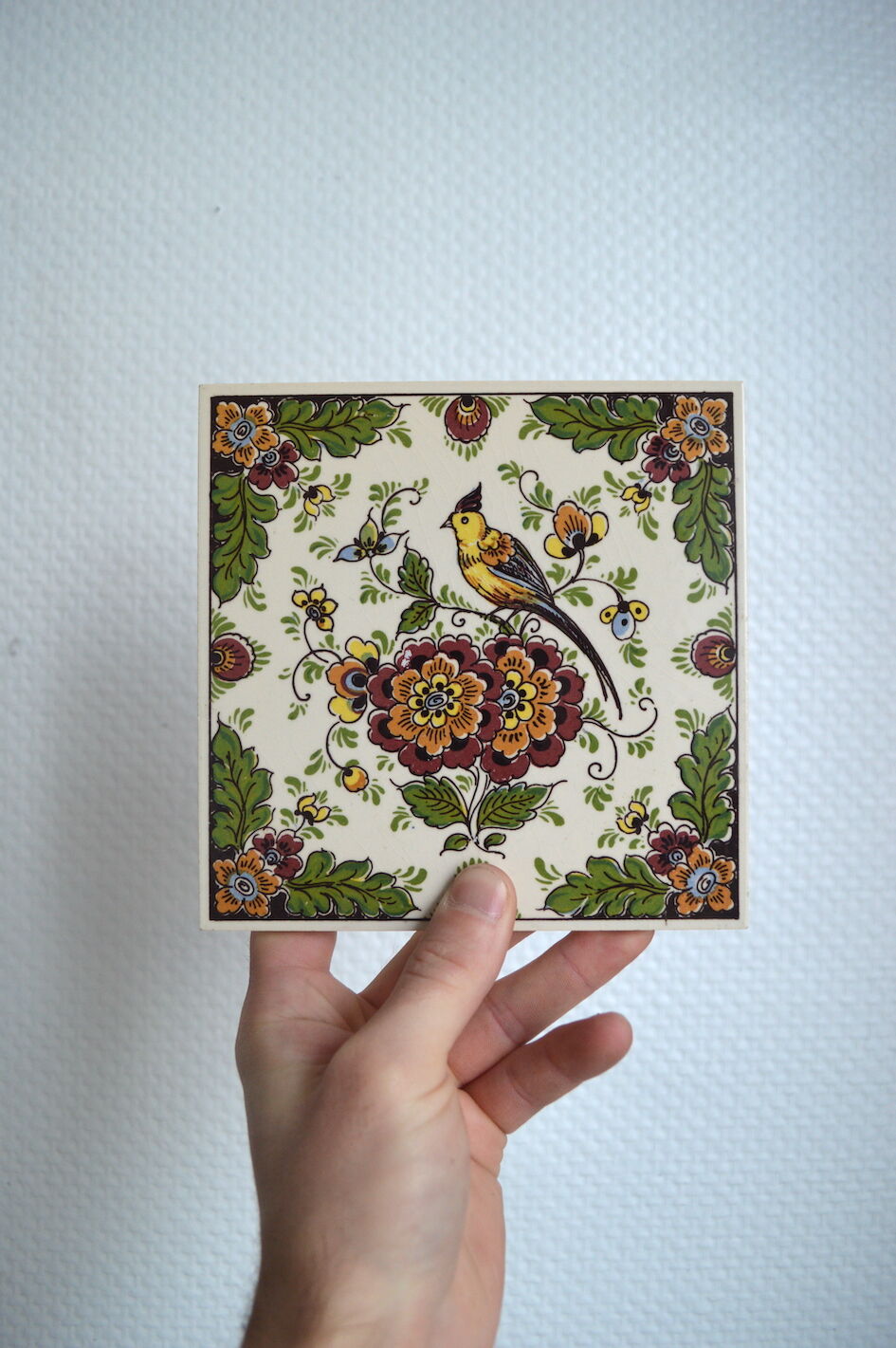 Delfts earthenware tile