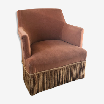 Fauteuil crapaud en velours frangé