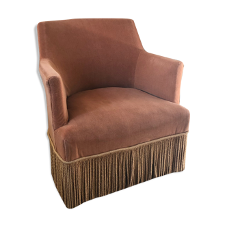 Fringed velvet toad chair
