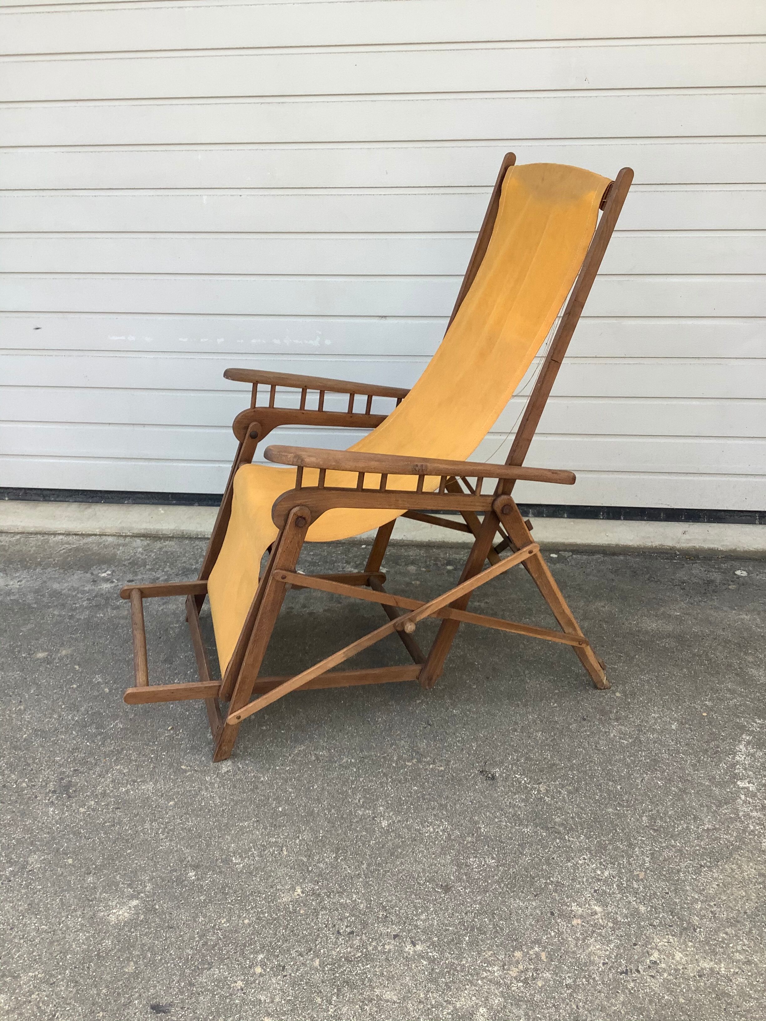 Lounge chair