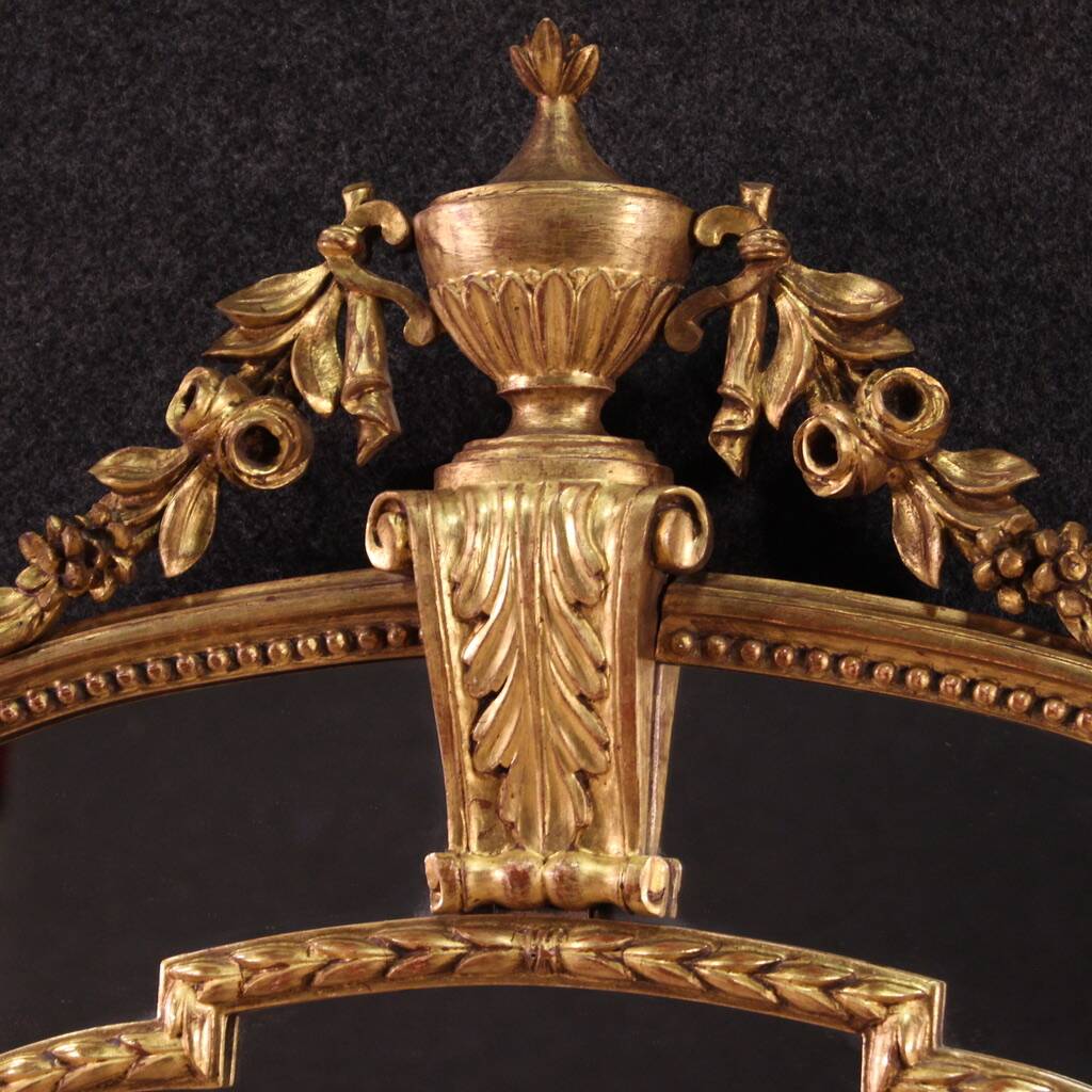 Miroir de style Louis XVI du XXe siècle