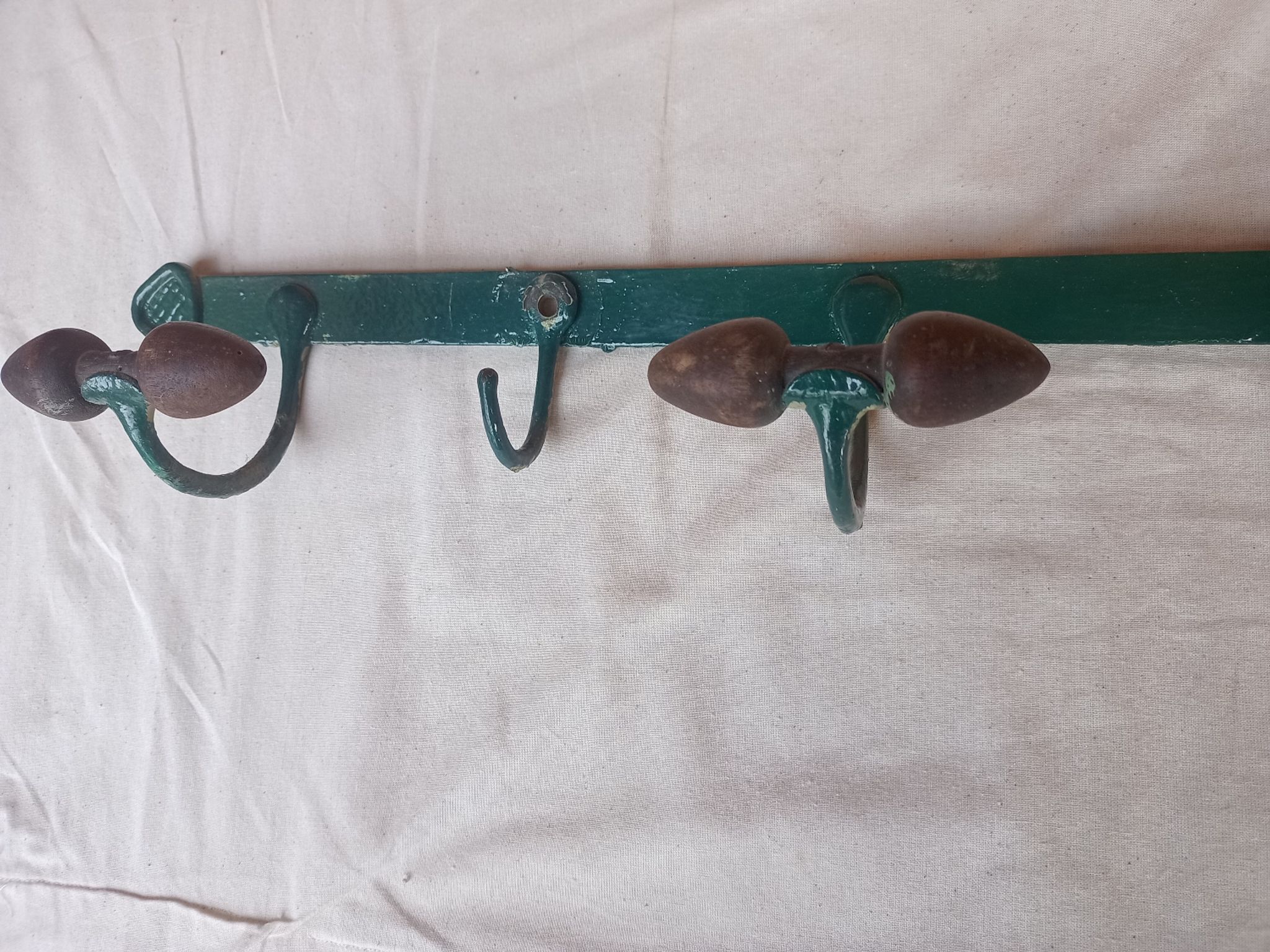 Wall coat rack in metal and old wood