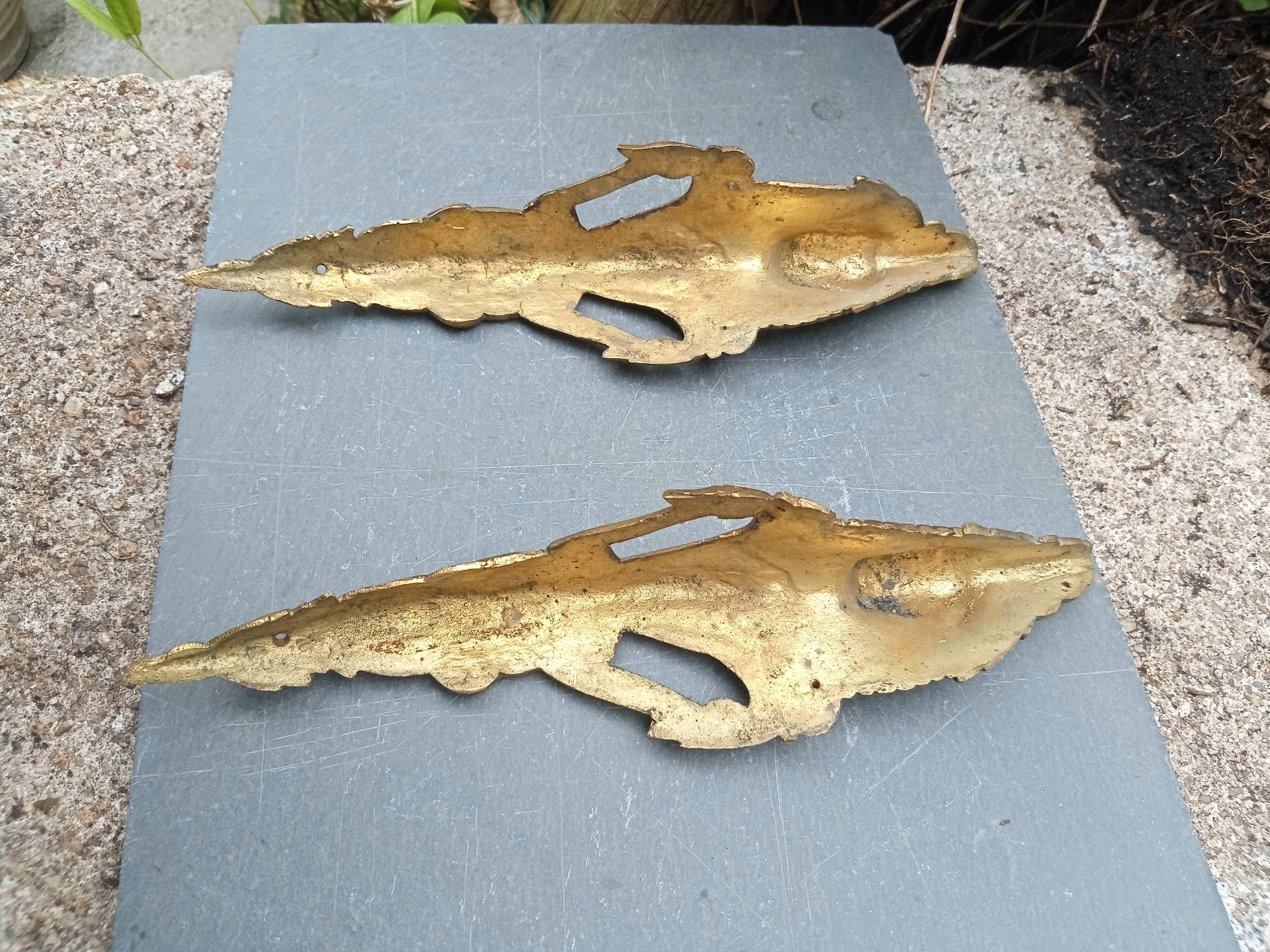 2 bronze ornaments for 19th-century furniture