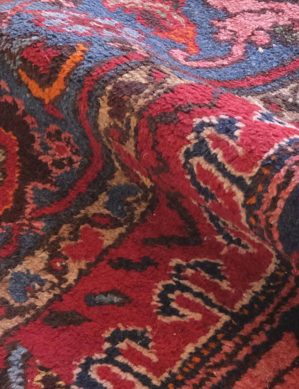 Vintage Persian rug - 203 x 135 cm