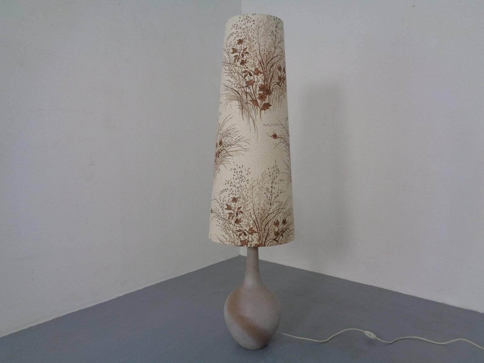 Large ceramic floor lamp by Peter Delius for Hamelner Töpferei, 1960s.