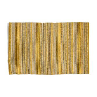 Scandinavian 20th century modern rug. 192 X 125 cm (75.59 X 49.21 in)