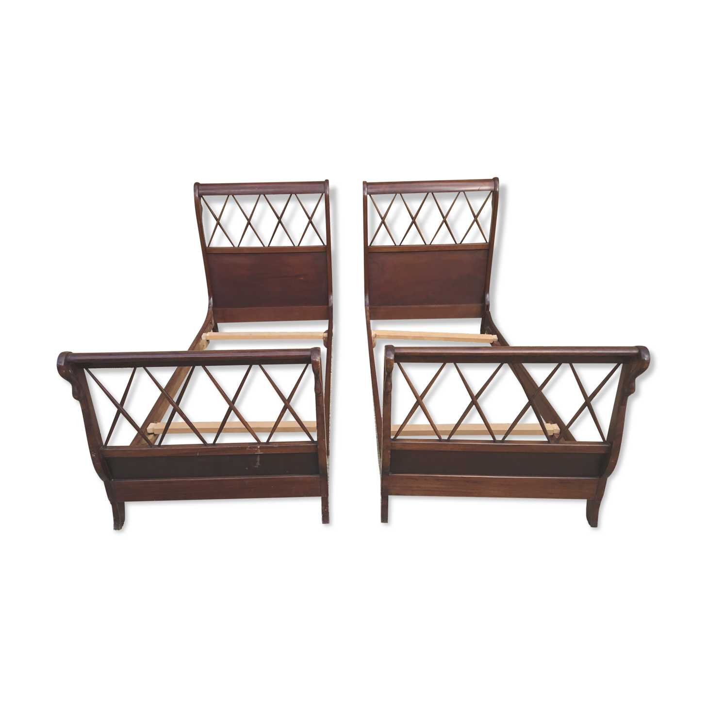 Pair of twin swan collar empire-style beds in mahogany XXth