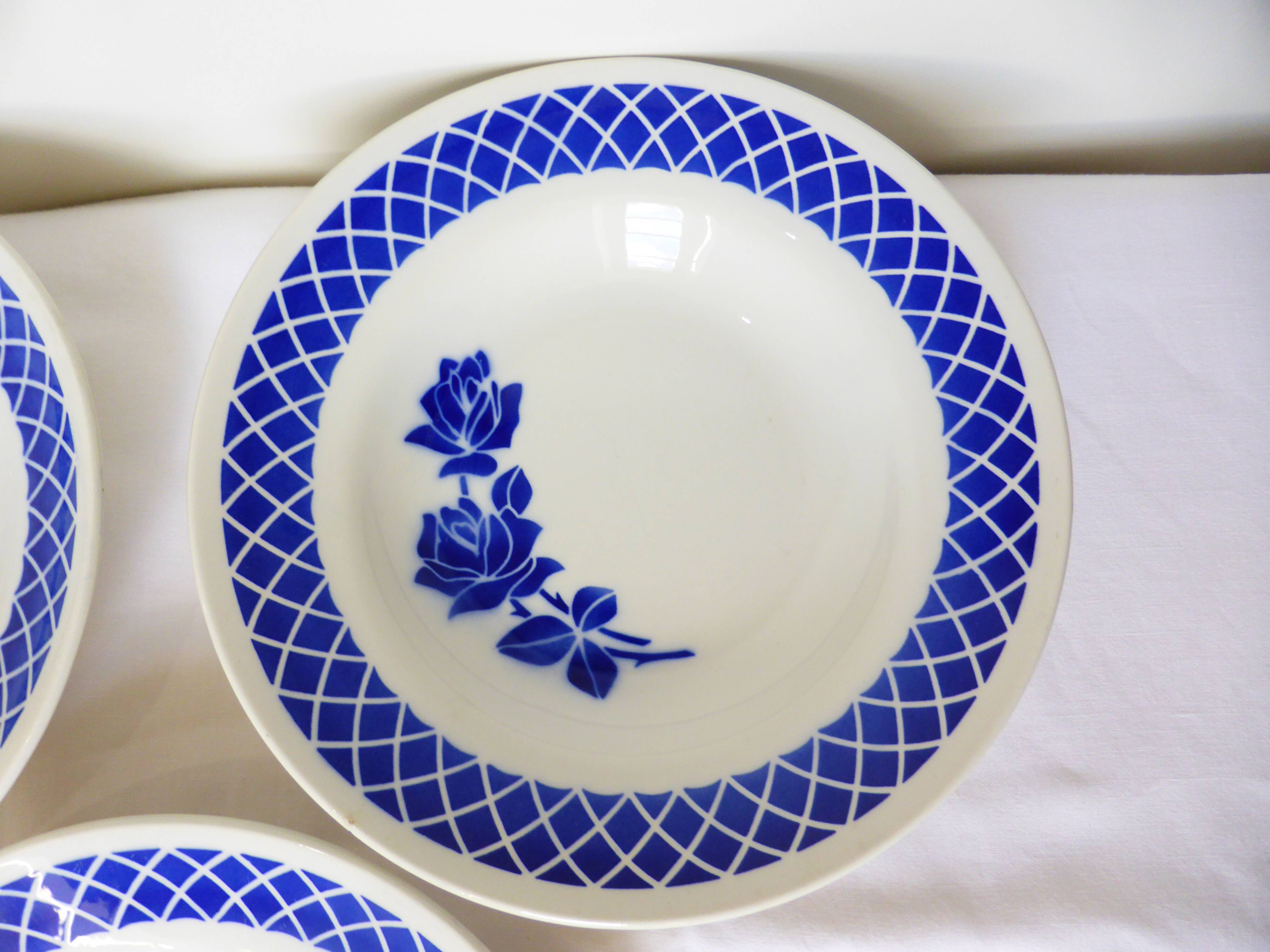 3 vintage soup plates 220638