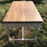 Farm table