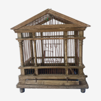 Cage ancienne en bois