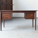 Writing desk designed by Arne Vodder