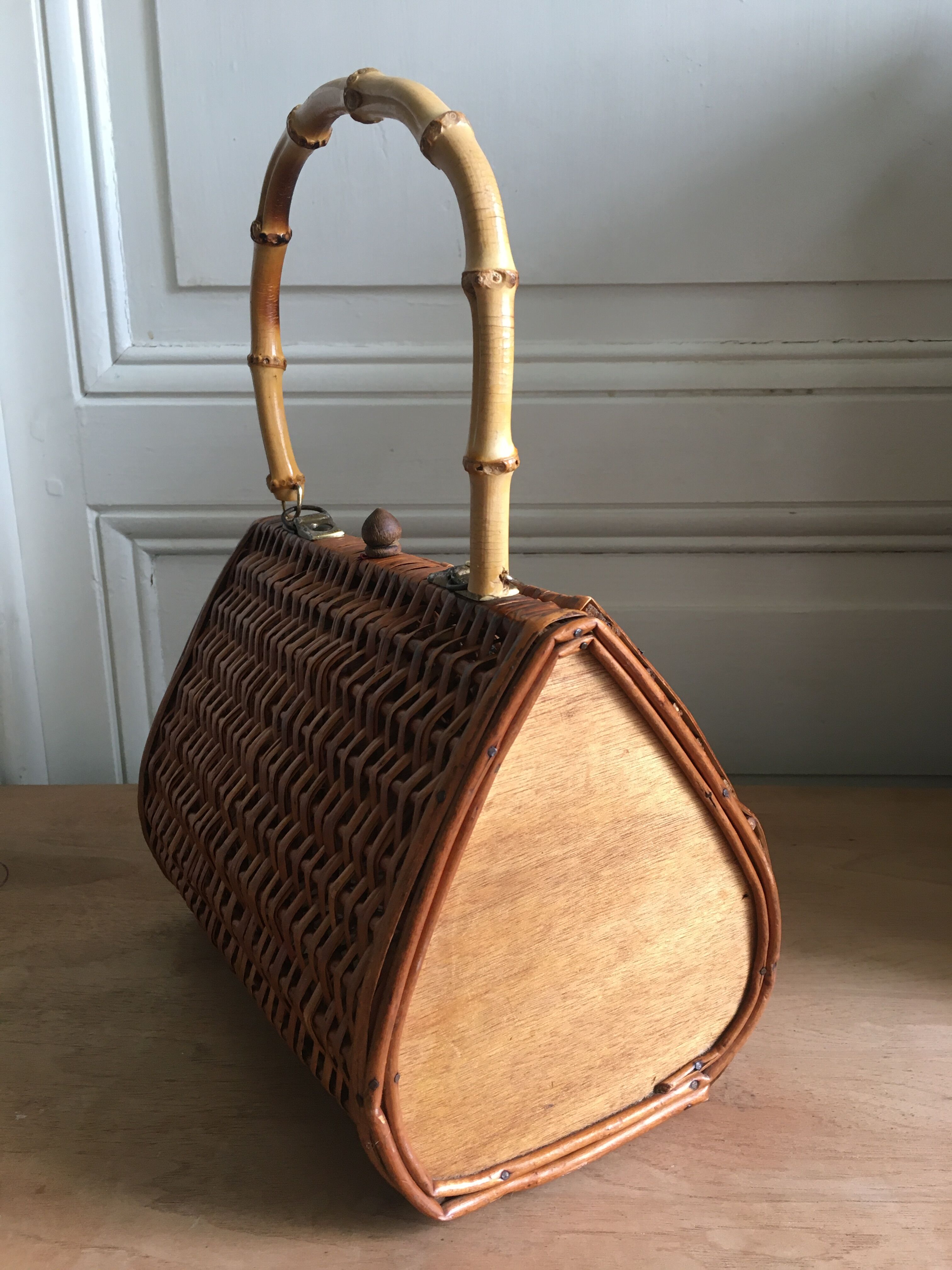 60'S braided wicker basket / hand bag