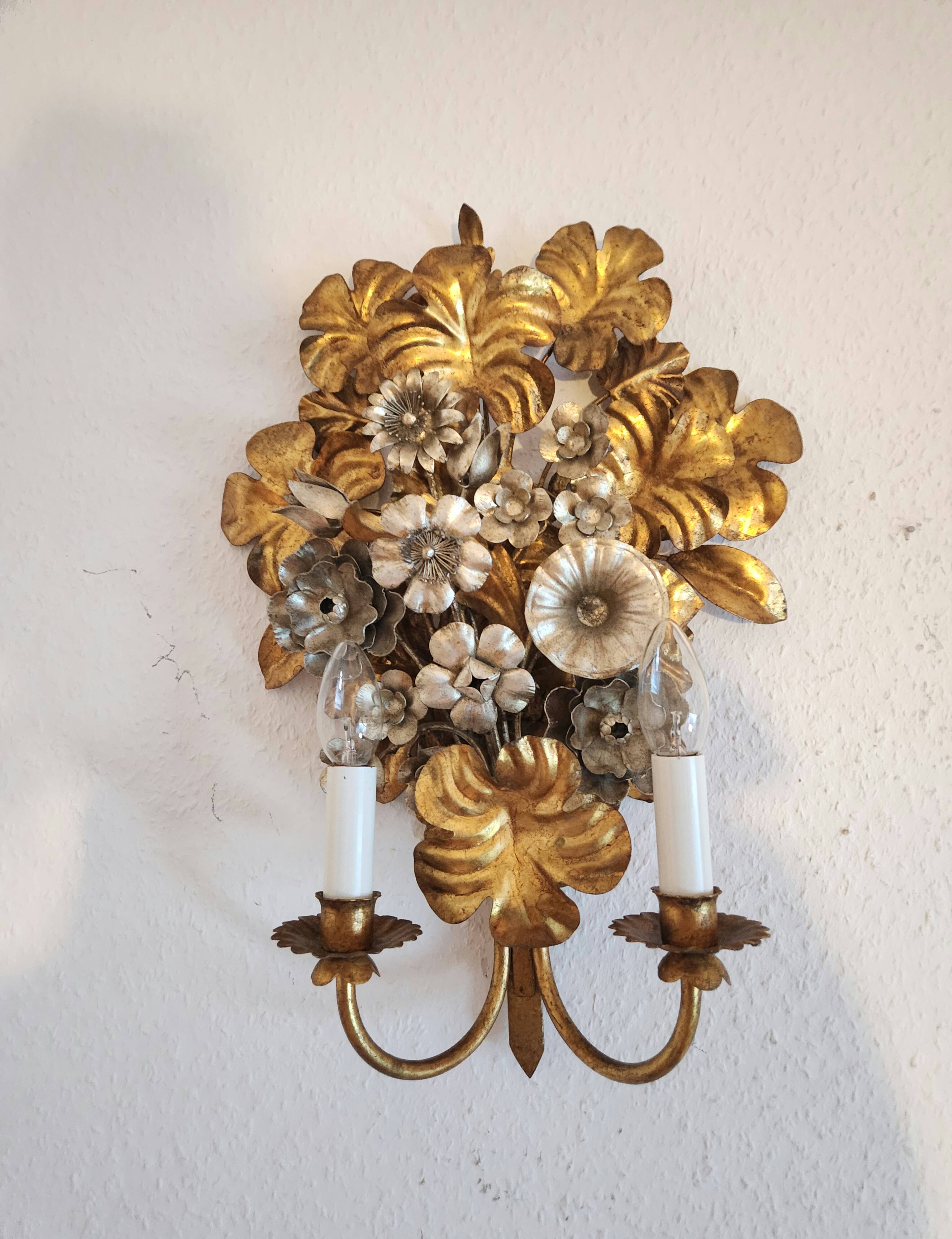 S.Salvadori Wandlampe vergoldet ersilbert Blumenmuster