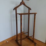 Valet stand with two clothes racks