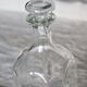 Carafe vintage en verre avec bouchon
