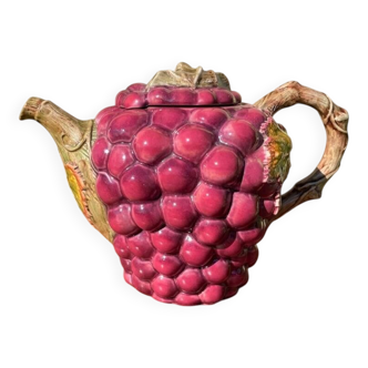 Vintage grape majolica teapot