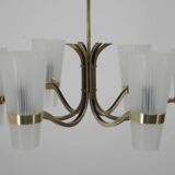 Lustre en laiton et verre de style Lyfa, Danemark, années 1970