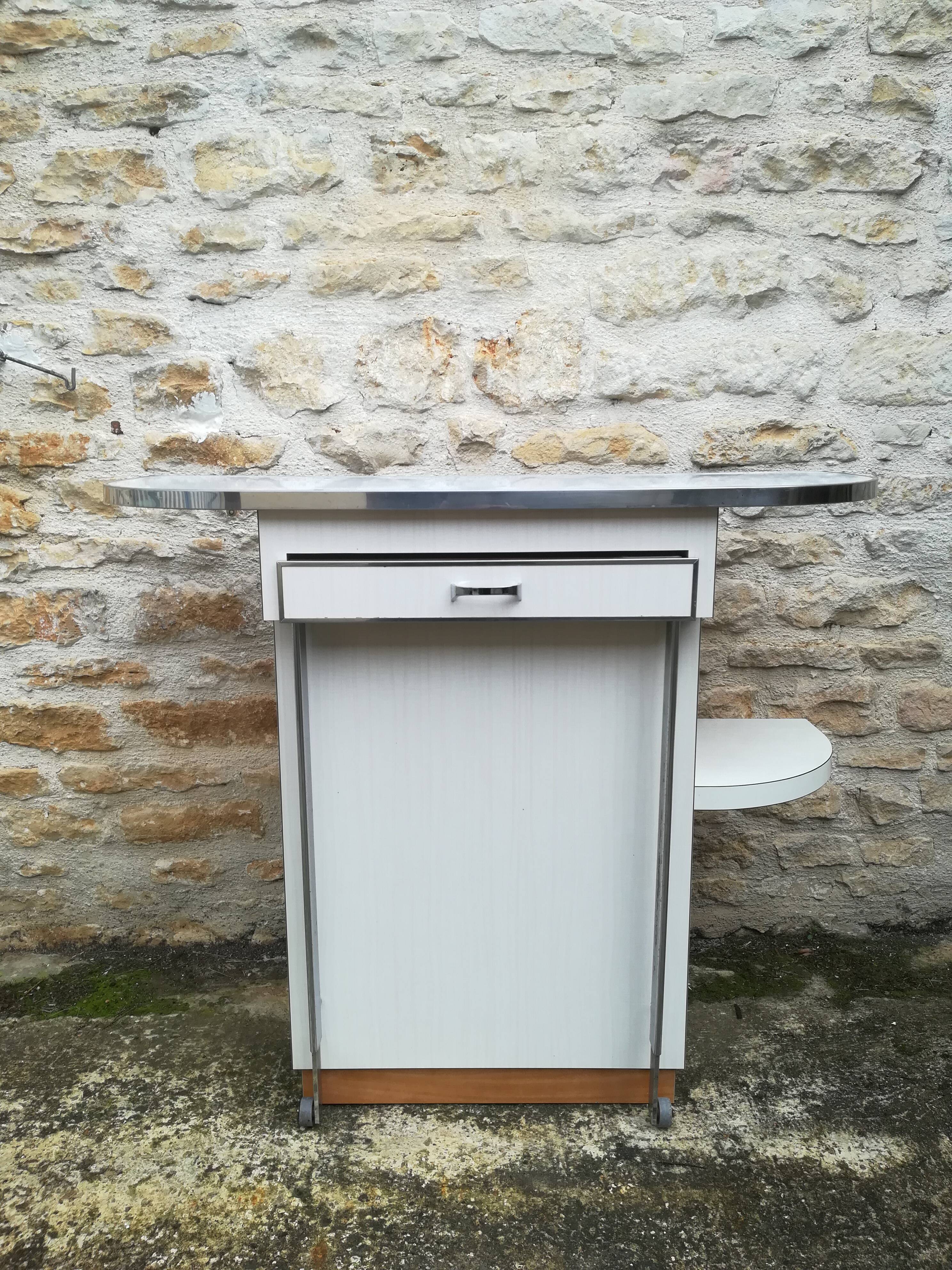 modular or retractable formica wall table