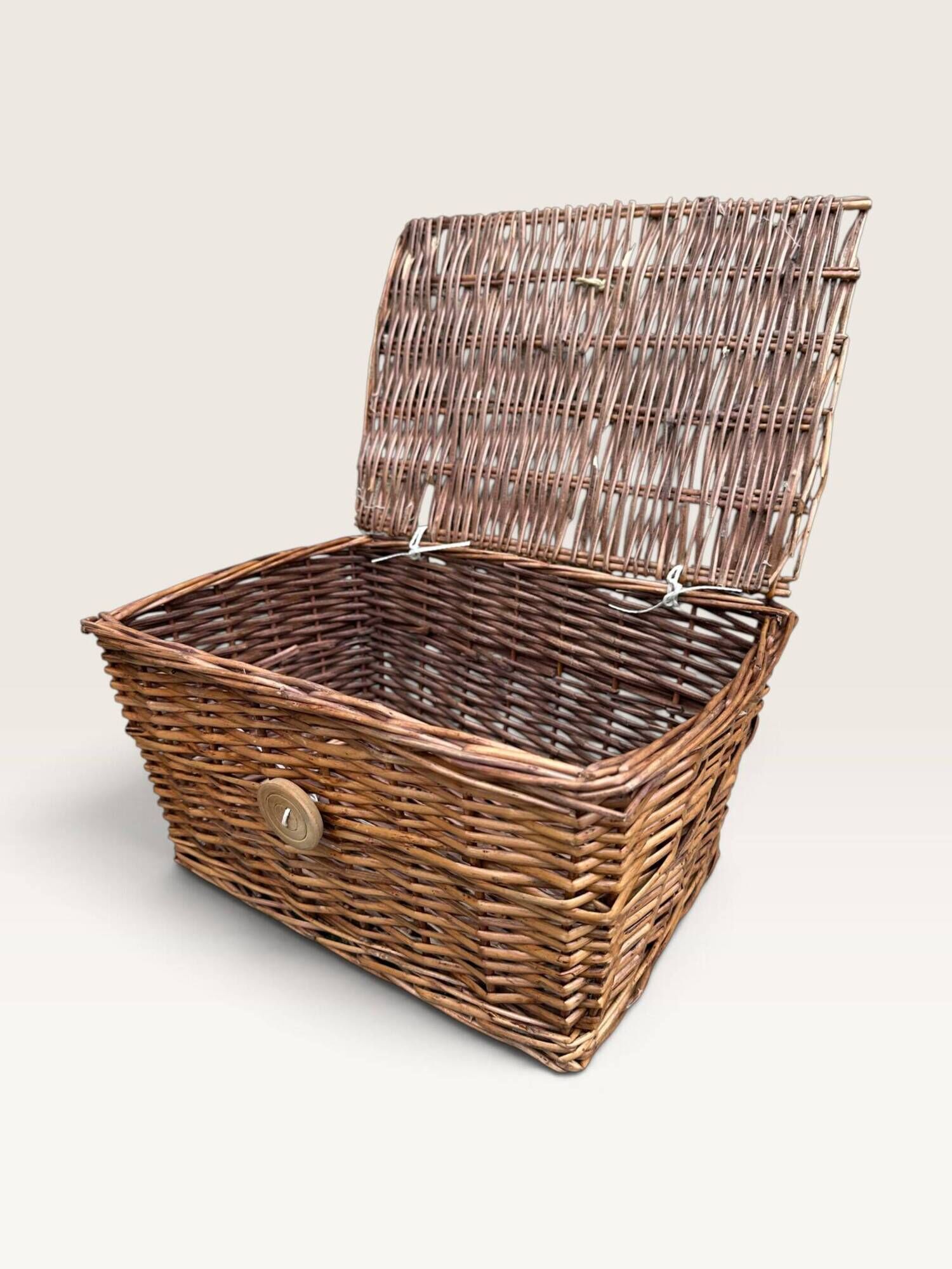 Panier à couvercle en osier