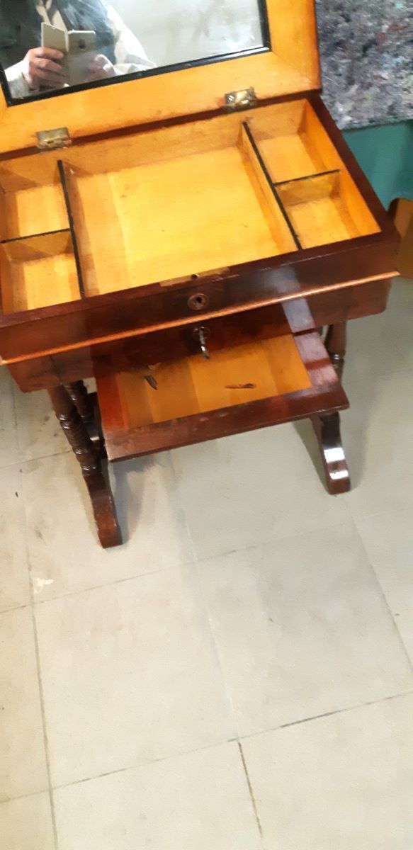 Side table / work table XIXth original patina