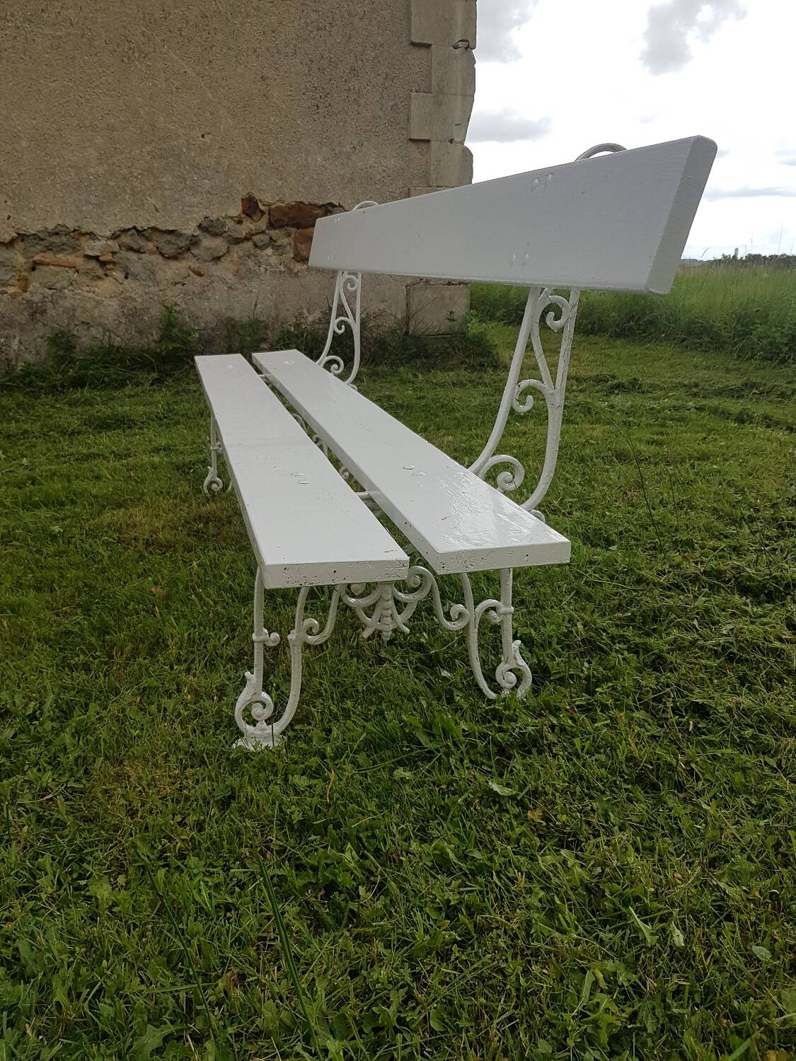 Castle park garden bench