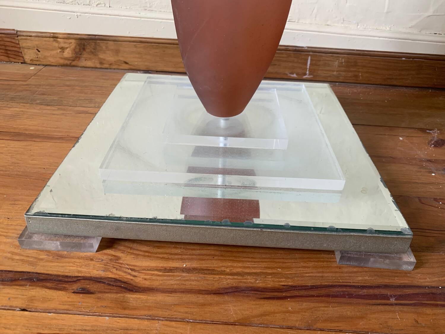 Selette table d’appoint design verre roche bobois
