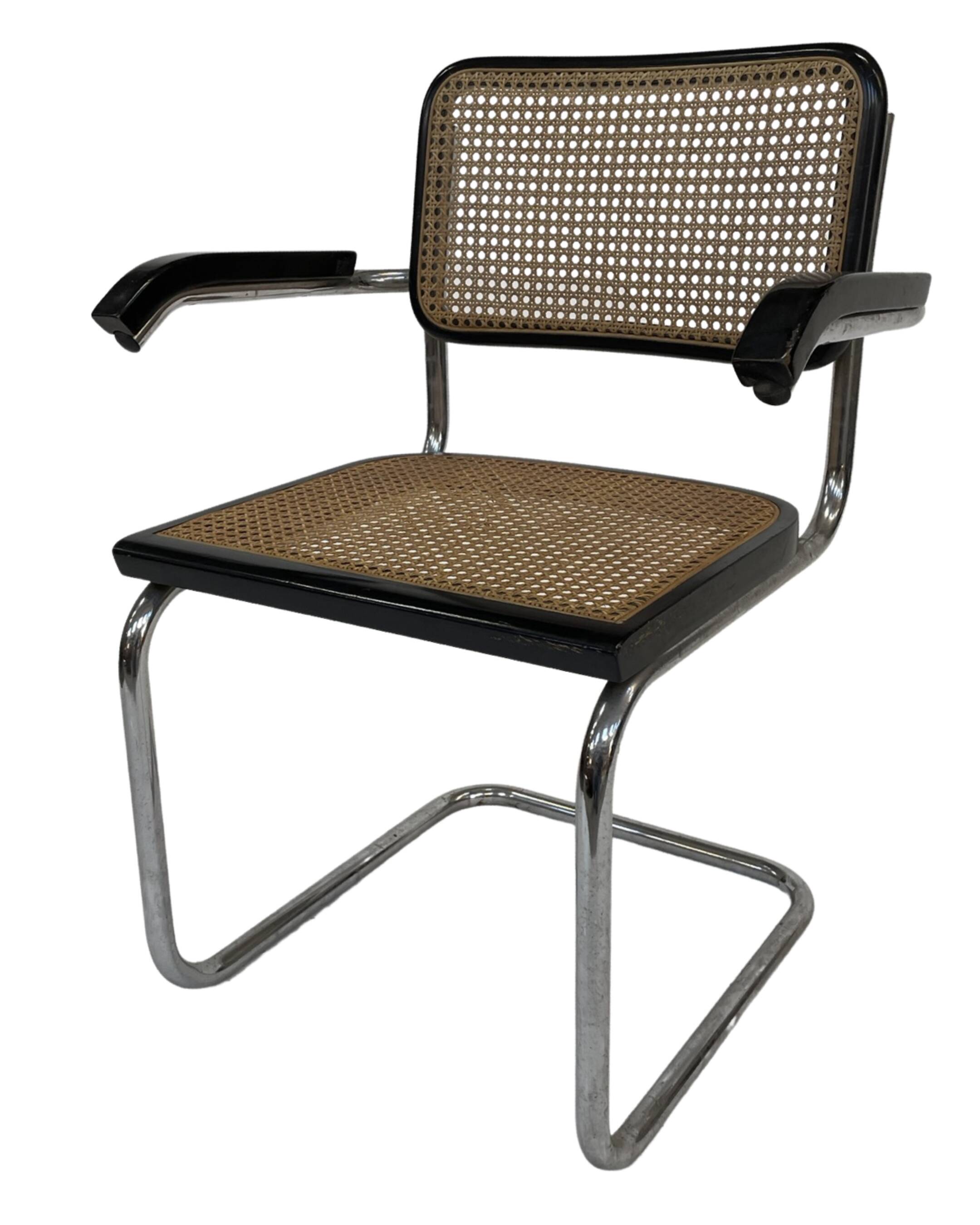 Set of 4 chairs model B64 Cesca with armrests in Black and Chrome