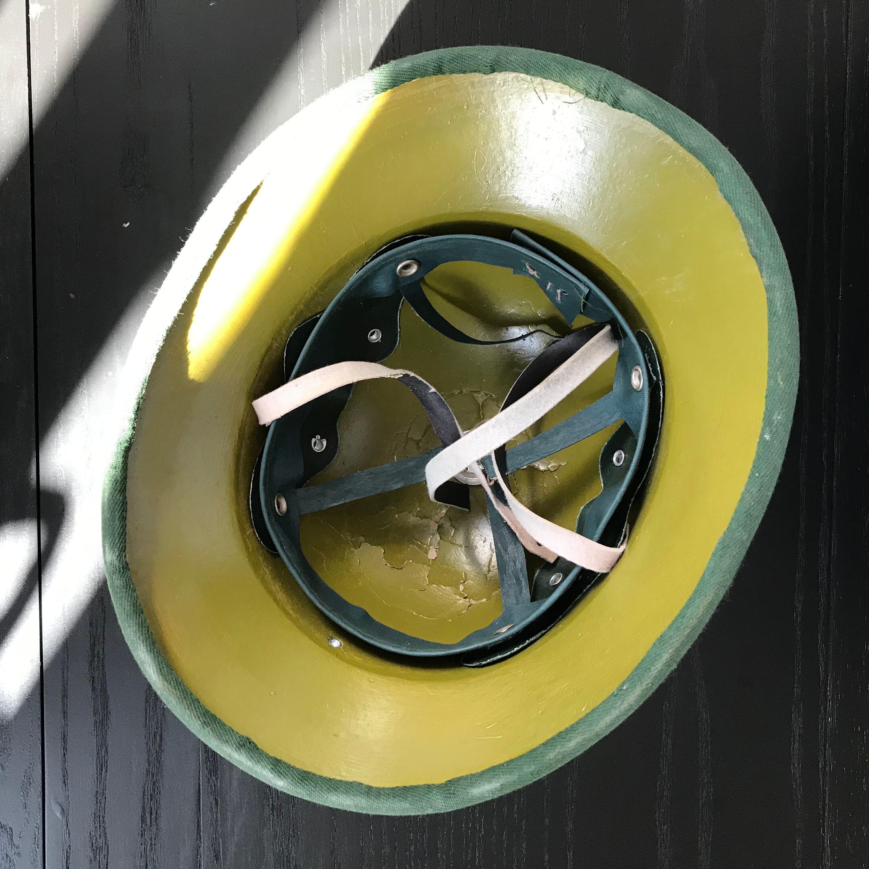 Colonial helmet 1960