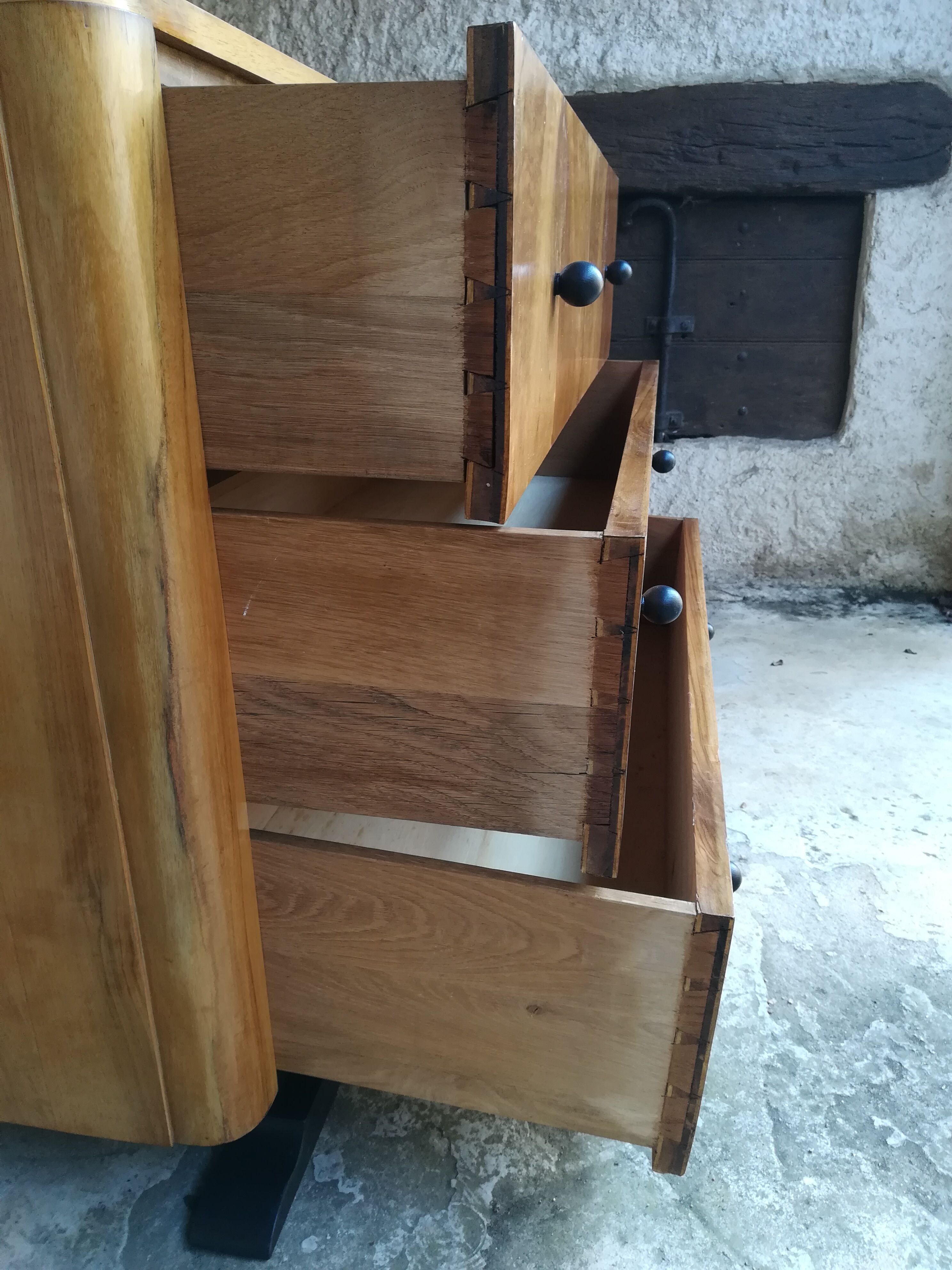 Chest of drawers art deco