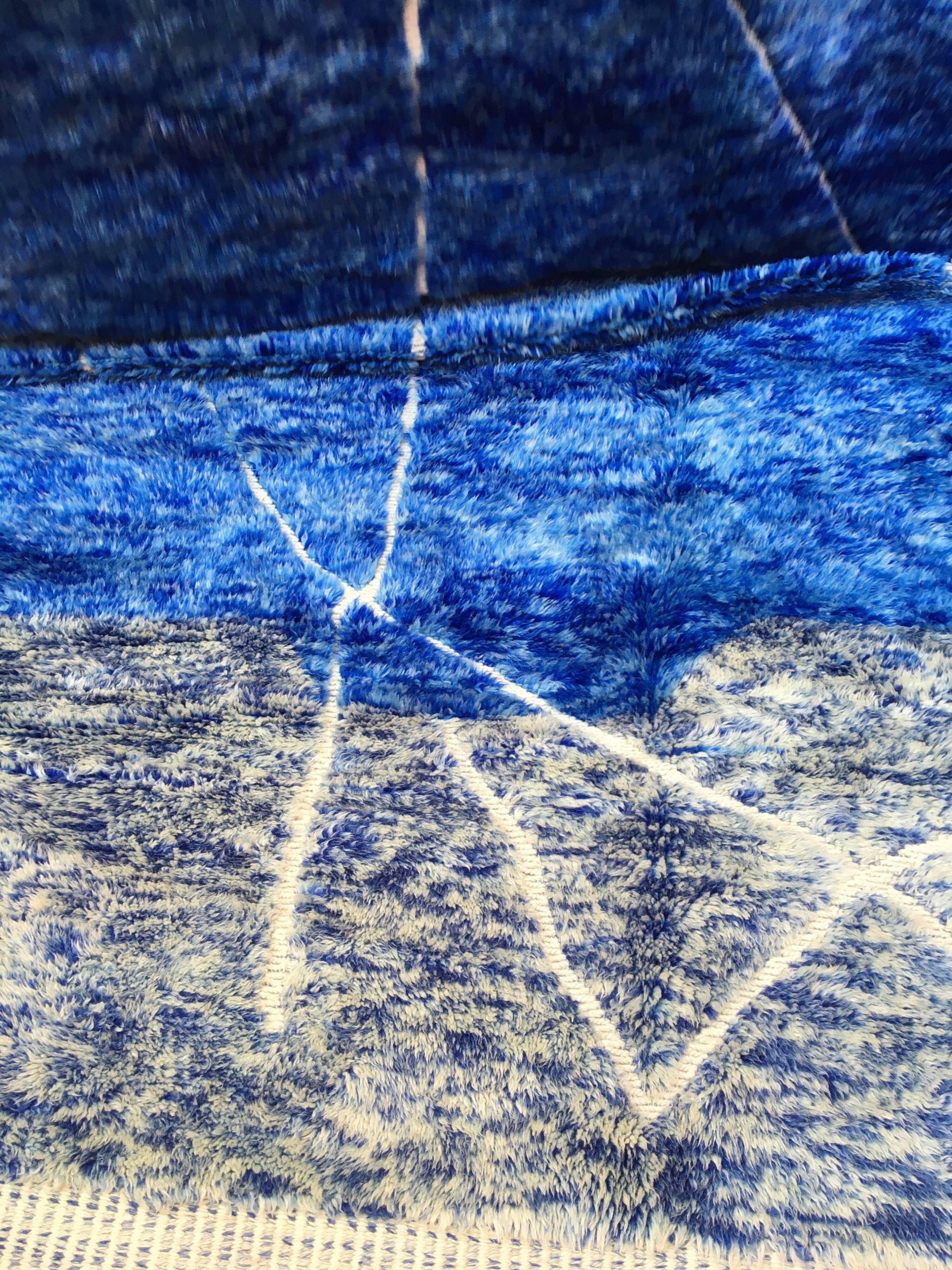 Mrirt rug 300 x 200 cm