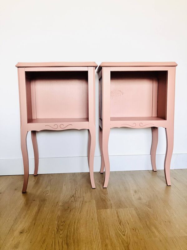 Paire de chevets bois rose