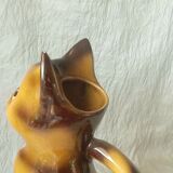 Pichet a eau en faience barbotine le chat a la cravate