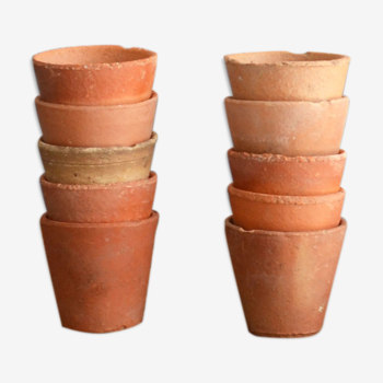 10 pots à semis anciens en terre cuite