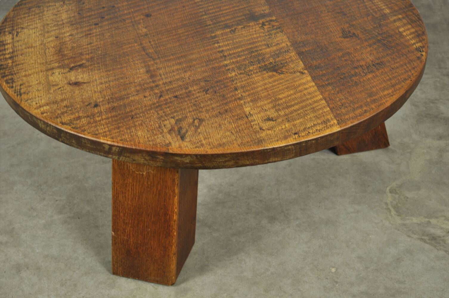 BRUTALIST / massive oak round coffee table / 1970s