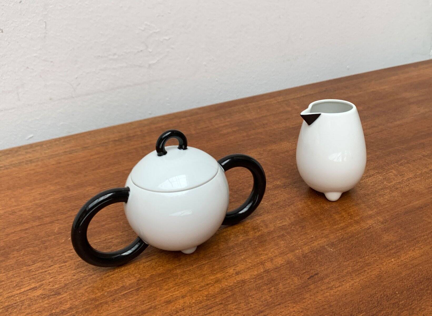 Pot à sucre et tasse à lait de la série Fantasia postmoderne allemande vintage par Matteo Thun pour Arzberg, années 1980, ensemble de 2